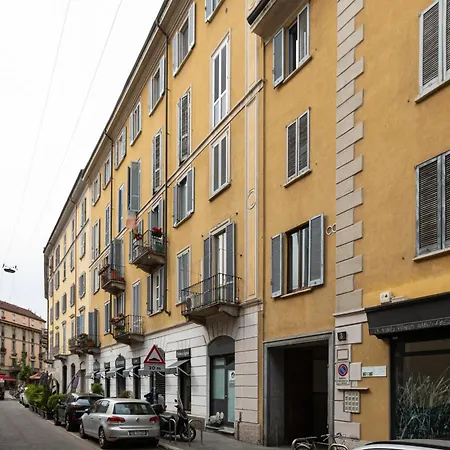 Guesthost - Porta Venezia Cosy * Milan